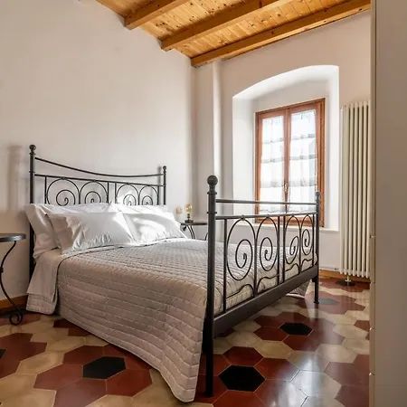 Lägenhet Casa Al Borgo